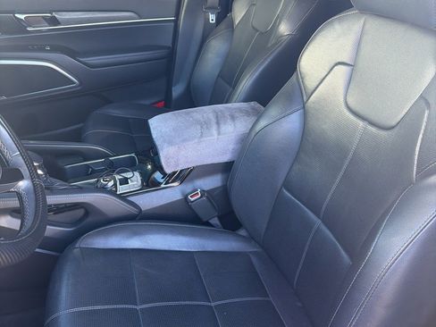 Certified 2022 Kia Telluride EX w/ EX Premium Package image 12