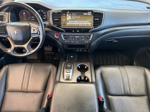 Used 2025 Honda Ridgeline TrailSport image 13