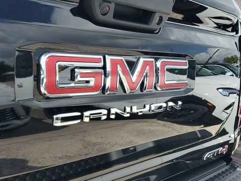 New 2026 GMC Canyon AT4 AWD/4WD image 7
