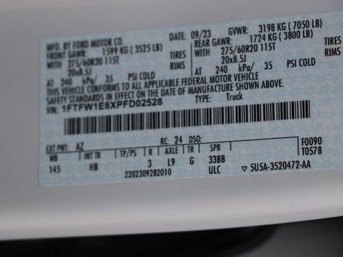 Used 2023 Ford F150 Lariat w/ Equipment Group 502A High image 31