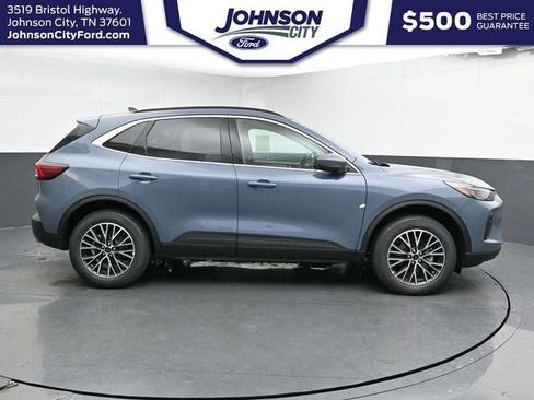 New 2026 Ford Escape SE w/ PHEV Premium Package FWD image 14