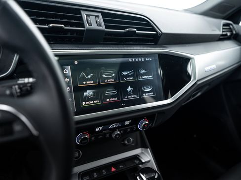 Certified 2023 Audi Q3 2.0T Premium Plus w/ Premium Plus Package image 12