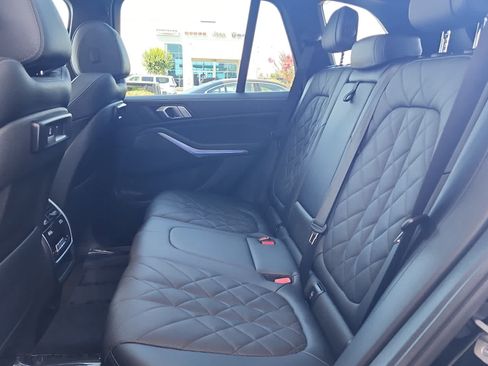 Used 2023 BMW X5 xDrive40i w/ Climate Comfort Package AWD/4WD image 25