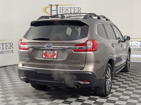Used 2022 Subaru Ascent Limited w/ Technology Package image 7