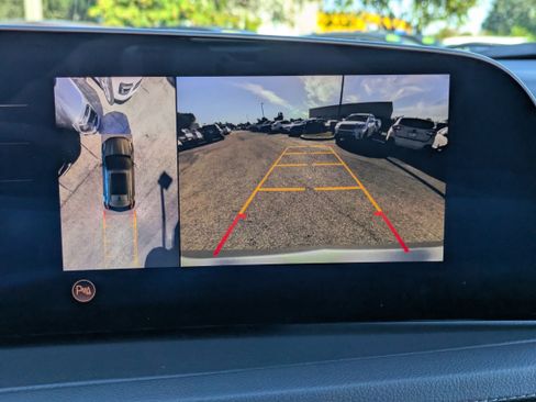 Used 2025 Cadillac XT4 Premium Luxury image 33