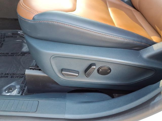 Used 2023 Ford Maverick Lariat w/ Lariat Luxury Package AWD/4WD image 14
