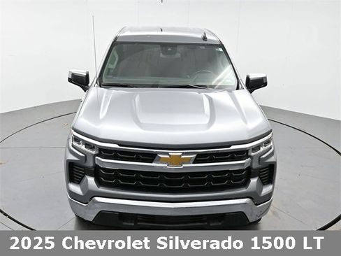 Used 2025 Chevrolet Silverado 1500 LT image 32
