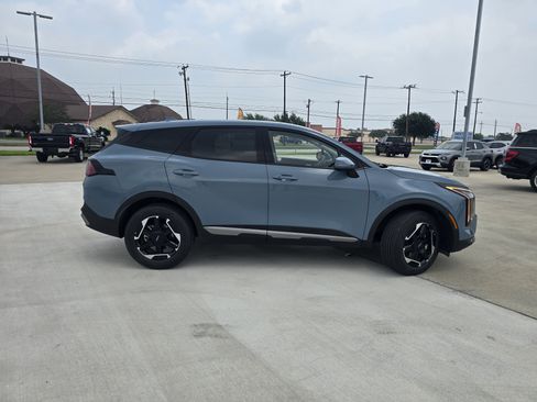 Used 2026 Kia Sportage S AWD/4WD image 2