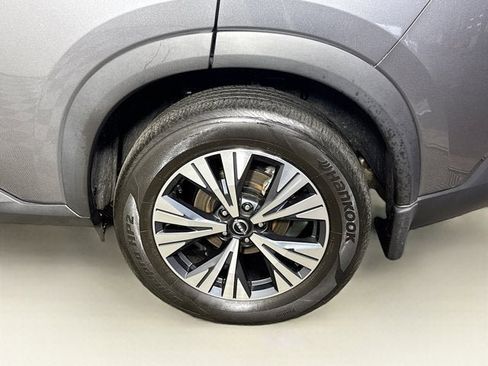 Used 2023 Nissan Rogue SV image 24