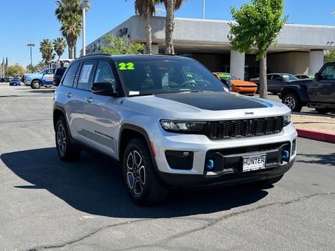 Certified 2022 Jeep Grand Cherokee Trailhawk image 10