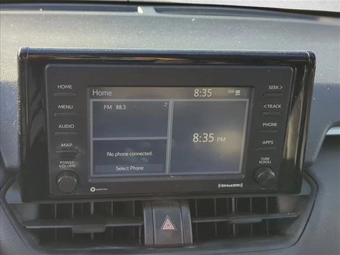 Used 2020 Toyota RAV4 LE image 13