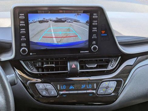 Certified 2020 Toyota C-HR LE image 10