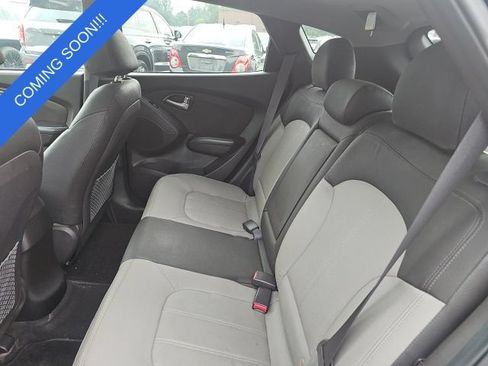 Used 2011 Hyundai Tucson Limited w/ Premium Pkg 3 AWD/4WD image 15