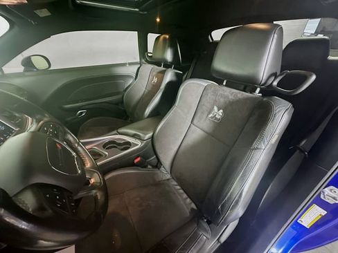 Used 2018 Dodge Challenger R/T Scat Pack image 23