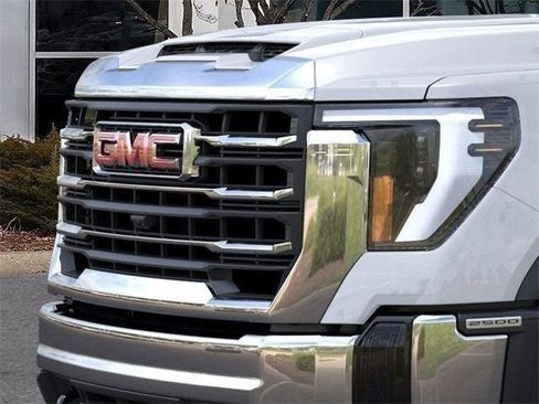 New 2025 GMC Sierra 2500 SLE w/ SLE Convenience Package image 37
