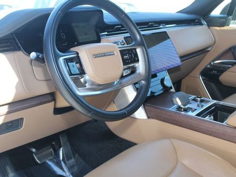 Used 2023 Land Rover Range Rover SE image 14