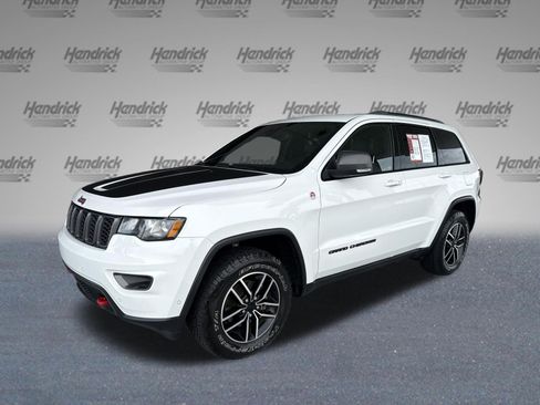 Used 2020 Jeep Grand Cherokee Trailhawk w/ Trailhawk Luxury Group AWD/4WD image 4