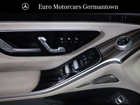 Certified 2023 Mercedes-Benz S 580e 4MATIC Sedan image 11