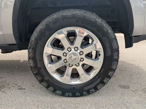 Used 2019 RAM 2500 Laramie image 15