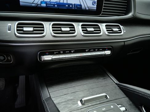 Certified 2026 Mercedes-Benz GLE 350 4MATIC image 21