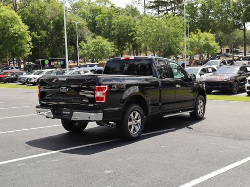 Used 2018 Ford F150 XLT w/ Equipment Group 302A Luxury AWD/4WD image 9