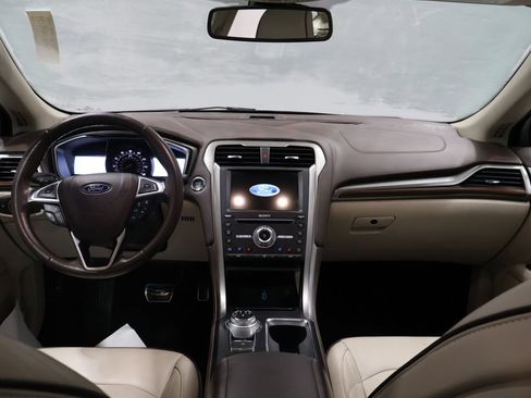 Used 2017 Ford Fusion Platinum image 15