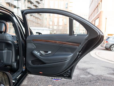 Used 2016 Mercedes-Benz S 550 4MATIC Sedan image 48