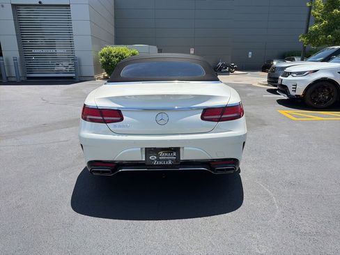 Used 2019 Mercedes-Benz S 560 Cabriolet image 4