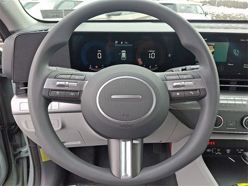 New 2026 Hyundai Kona SE image 8