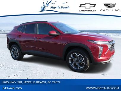 Used 2025 Chevrolet Trax LT w/ Driver Confidence Package