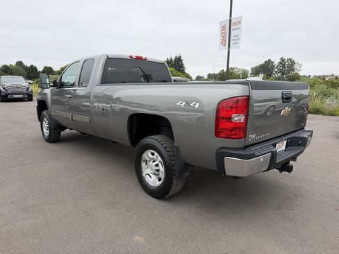 Used 2009 Chevrolet Silverado 3500 W/T AWD/4WD image 6