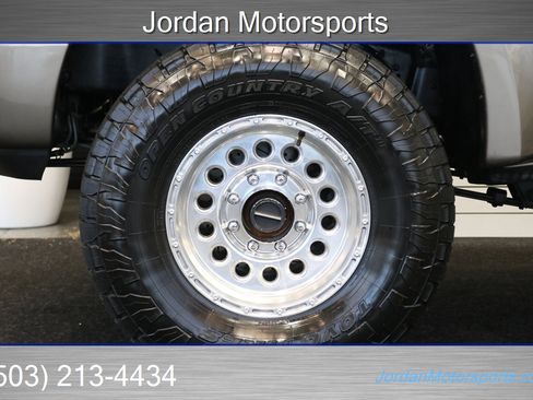 Used 2005 Ford Excursion Limited image 52