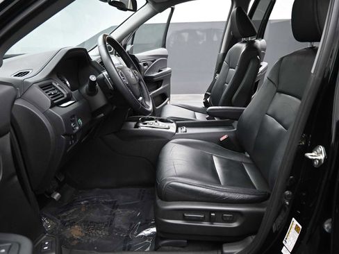 Used 2017 Honda Pilot Touring image 15