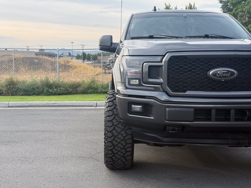 Used 2020 Ford F150 Lariat w/ Equipment Group 502A Luxury AWD/4WD image 4