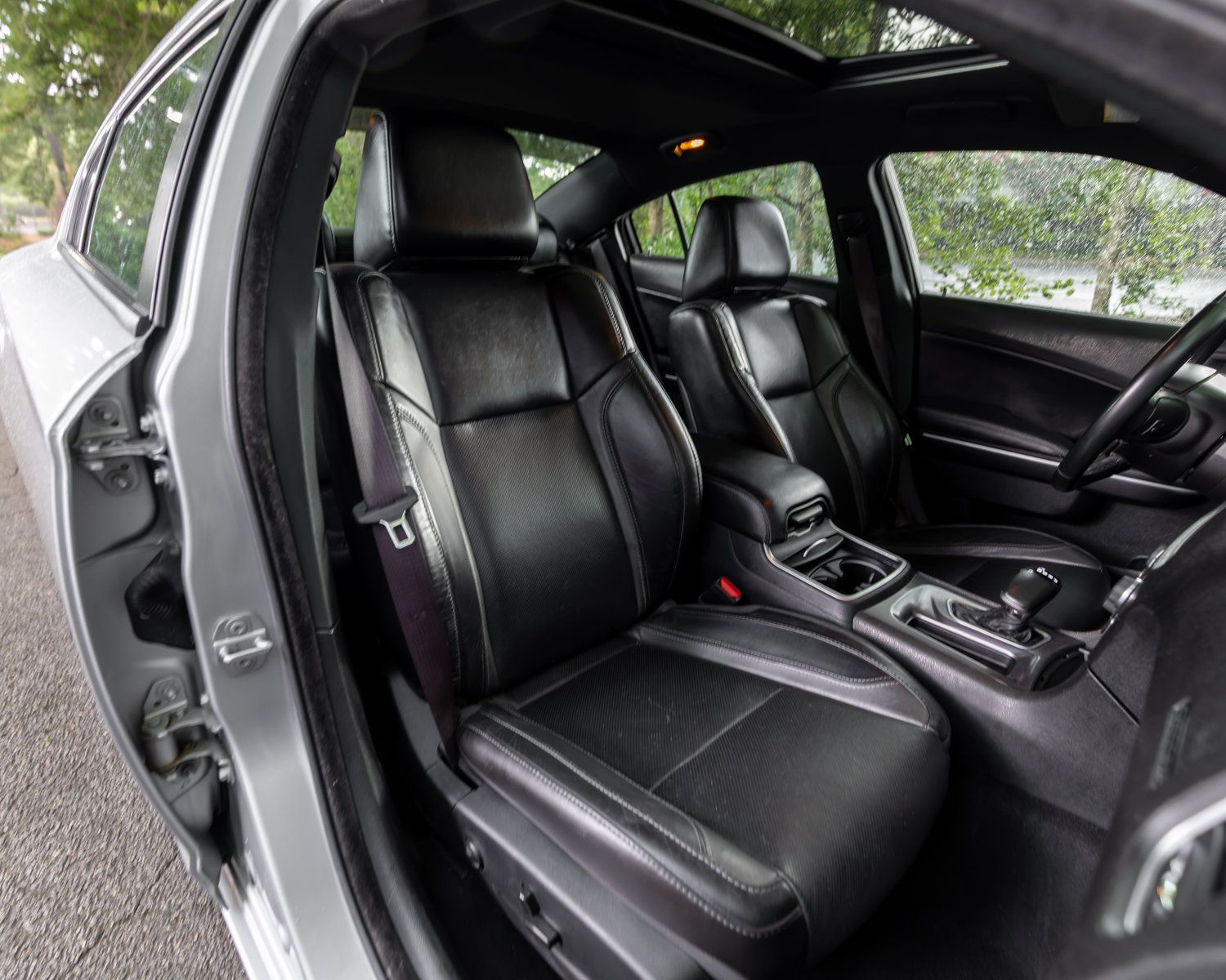 Used 2021 Dodge Charger SXT w/ Leather Interior Group RWD image 14