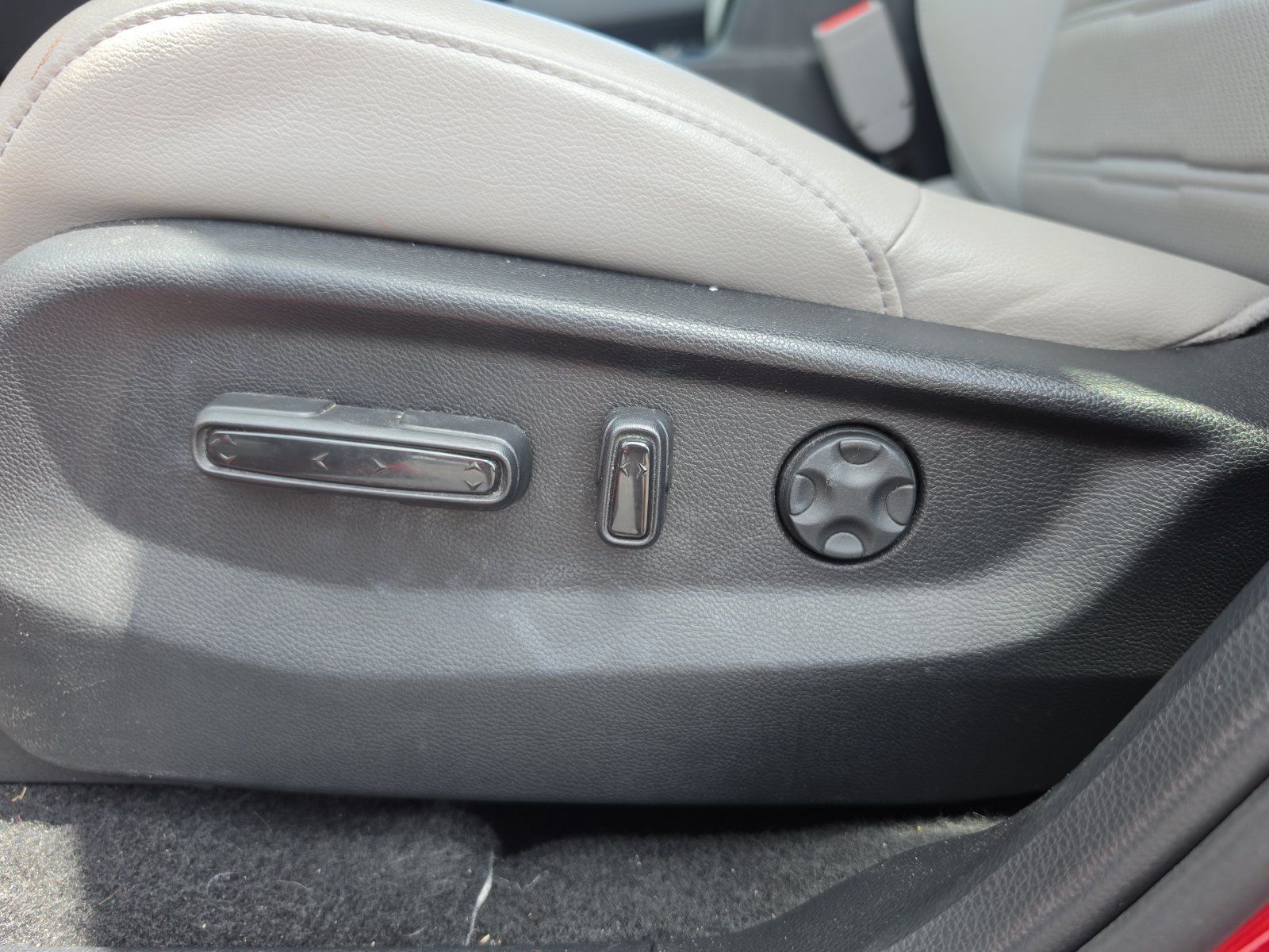 Used 2021 Honda CR-V EX-L image 16