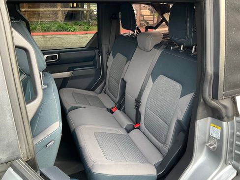 Used 2023 Ford Bronco Outer Banks image 25