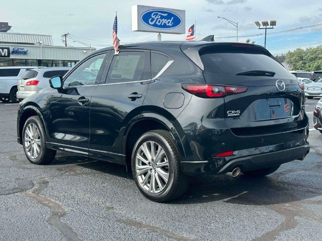 Used 2023 MAZDA CX-5 Signature AWD/4WD image 6
