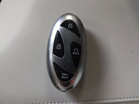 Used 2025 Hyundai Sonata SEL FWD image 32
