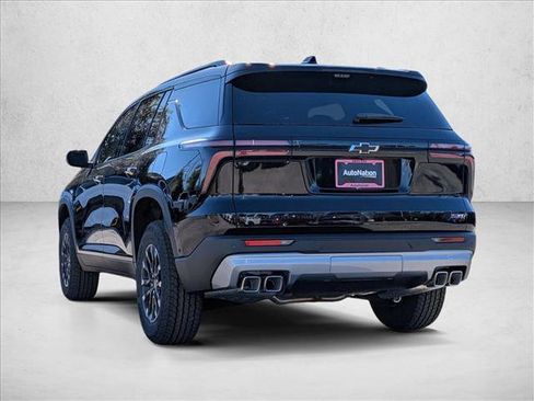 New 2026 Chevrolet Traverse Z71 w/ Enhanced Driving Package image 6