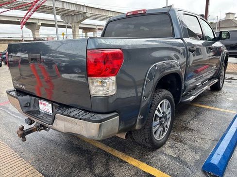 Used 2010 Toyota Tundra 4x4 CrewMax image 5