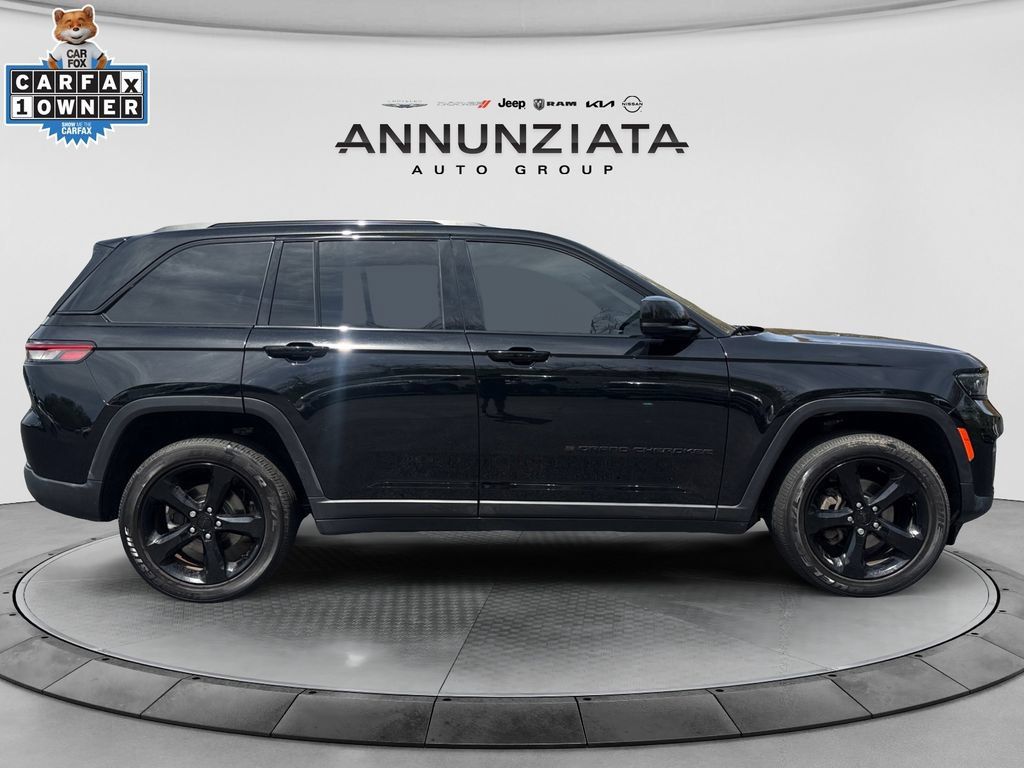 Certified 2024 Jeep Grand Cherokee Altitude AWD/4WD image 6