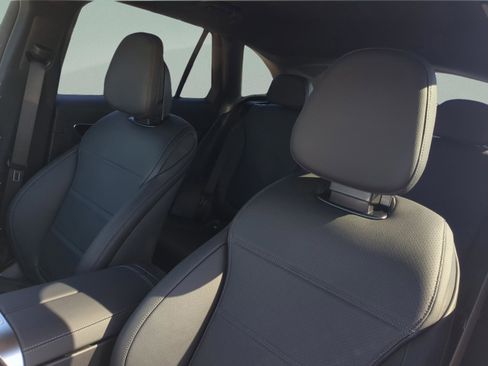 Certified 2026 Mercedes-Benz GLC 300 image 18