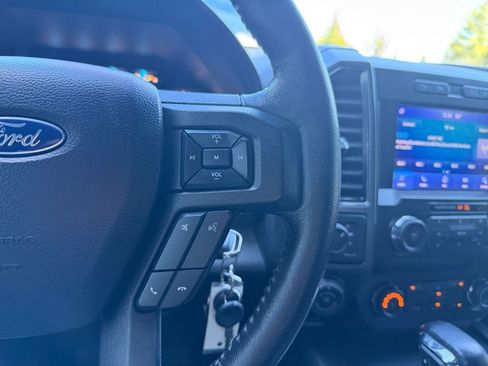 Used 2020 Ford F150 XLT w/ Equipment Group 302A Luxury AWD/4WD image 16