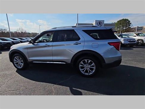 Used 2021 Ford Explorer Limited w/ Equipment Group 301A image 31
