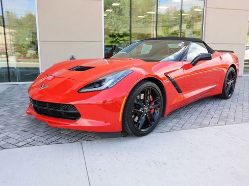 Used 2014 Chevrolet Corvette Stingray Convertible w/ 3LT Preferred Equipment Group RWD image 3