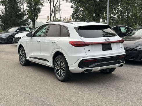 New 2026 Audi Q5 Premium Plus AWD/4WD image 3
