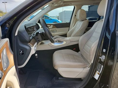 Used 2020 Mercedes-Benz GLE 350 4MATIC image 3