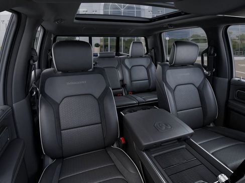 New 2026 RAM 1500 Laramie AWD/4WD image 17