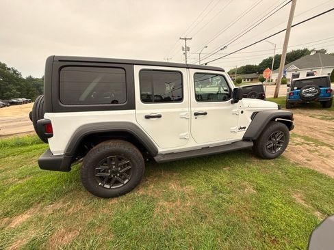 New 2026 Jeep Wrangler Unlimited Sport AWD/4WD image 6
